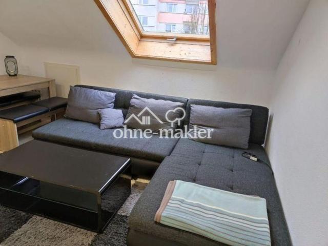 Schöne helle 2 Zi Whg mit EBK Backofen und Spülmaschine und AA in Bonn