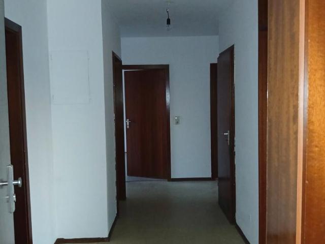 Schöne helle 4 ZKB Wohnung mit KFZ Stellplatz in Oggersheim