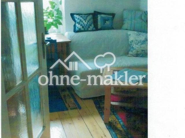 Schöne, helle 4 Zimmer Dachgeschosswohnung mit grossem Balkon im oberen Göttinger Ostviertel