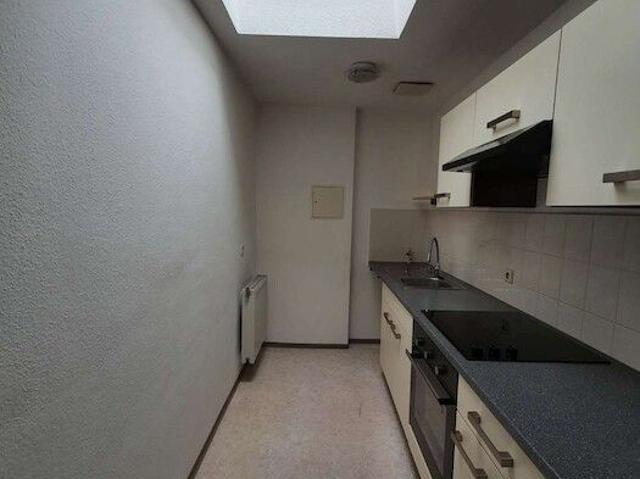 Schöne, helle, gemütliche 2 Zimmer DG mit Einbauküche* Stadtrand Plauen
