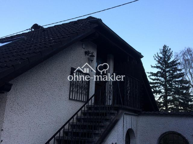 Schöne helle Dachgeschosswhg im Einfamilienhaus in Ehrang 3 ZK, großes Bad, großer Balkon