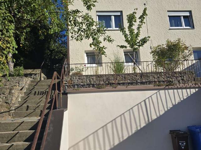 Schöne, helle, sanierte 3 Zi Wohnung mit EBK in Gmünd Stadt