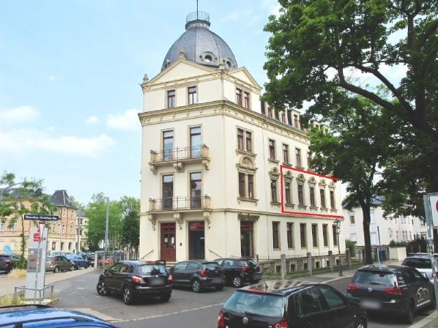 Schöne helle Räume Lift beste Verkehrsanbindung!