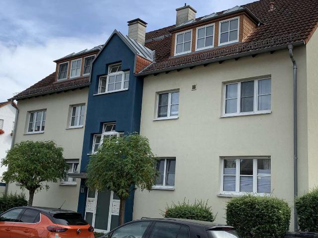 Schöne helle renovierte 3 Zimmer Wohnung mit Balkon in Wiesbaden Erbenheim