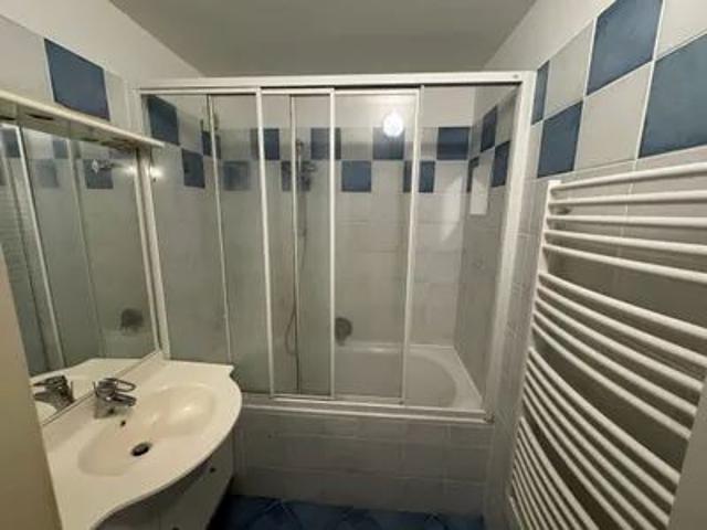 Schöne helle Wohnung zu vermieten