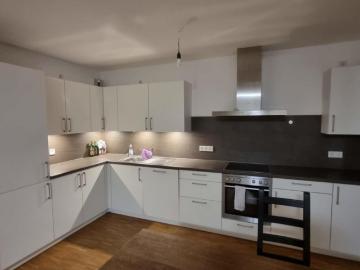 Höttinger Au, Tirol - Keller, Balkon