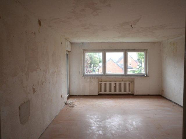 Schöne helle Wohnung mit Balkon!
