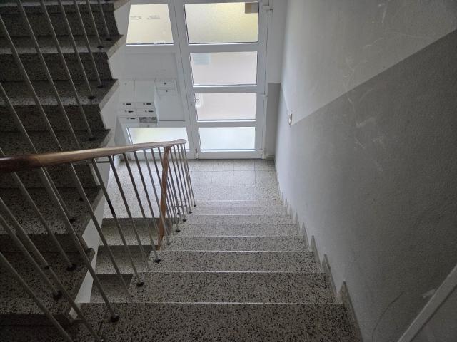 Schöne, helle und renovierte 3 Zimmer Wohnung mit 1.000€ Gutschein