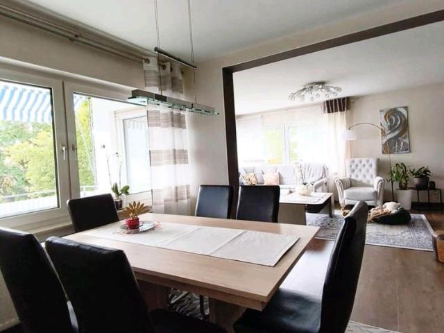 schöne, lichtdurchflutete Wohnung in Lollar zu verkaufen