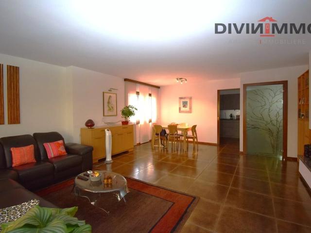Schöne Luxus Wohnung