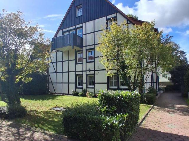 Schöne, möblierte 2 Zi. Maisonette mit EBK + Zusatzraum