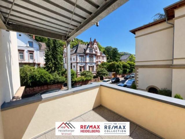 Schöne möblierte 3,5 Zimmer Wohnung, im 1.OG mit toller Aussicht von 2 Dachterrassen in Top Lage Heidelberg Weststadt