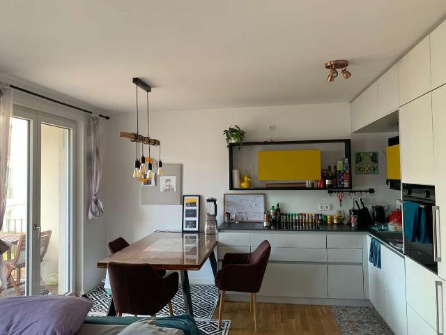 Schöne, moderne und voll möblierte 4 Zimmer Wohnung in Berlin Johannisthal