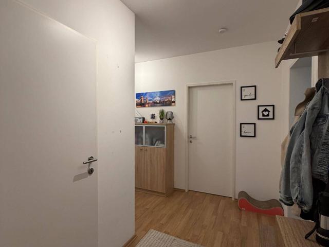 Nachmitter gesucht! Schöne, moderne, helle, neuwertige Genossenschaftswohnung mit Balkon und Kaufoption nach 5 Jahren in kompletter Ruhelage in Wiener Neustadt zu vergeben