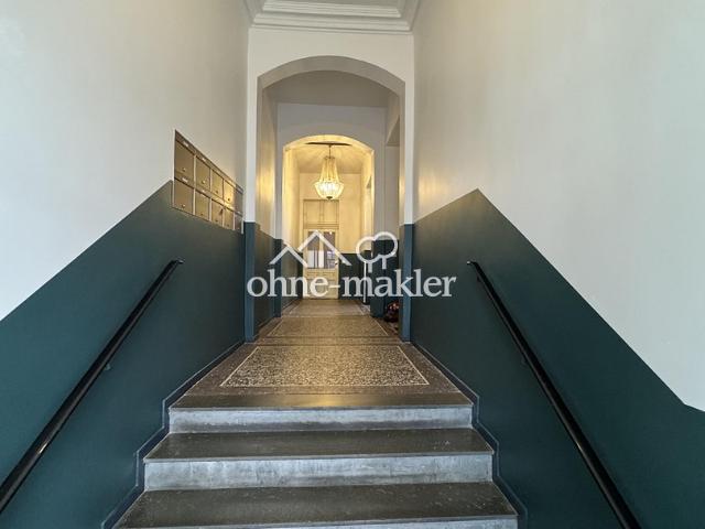 Loft Apartment im Industrie Style mit großem Balkon in ruhiger Lage in Lu Süd