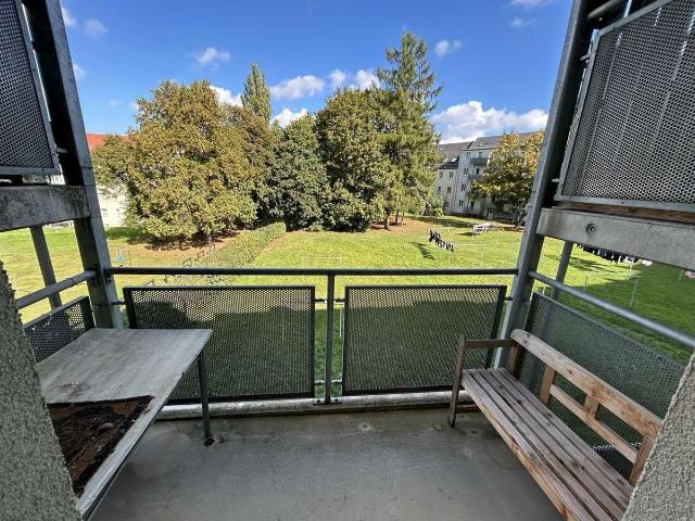 Schöne Maisonette mit Balkon & Einbauküche