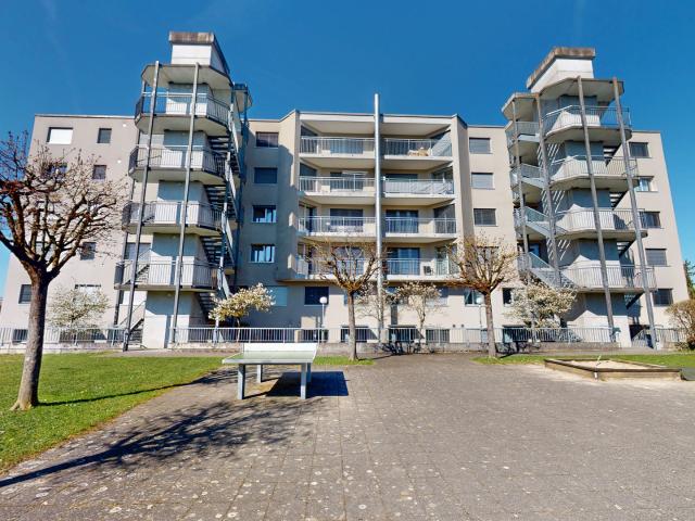 Schöne Maisonettewohnung im Erdgeschoss mit Gartenzugang