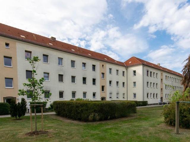 Schöne, neu sanierte Dreizimmerwohnung mit Badewanne in Böhlitz Ehrenberg