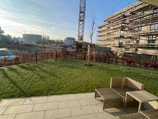 Schöne Neubauwohnung mit eigenem Garten