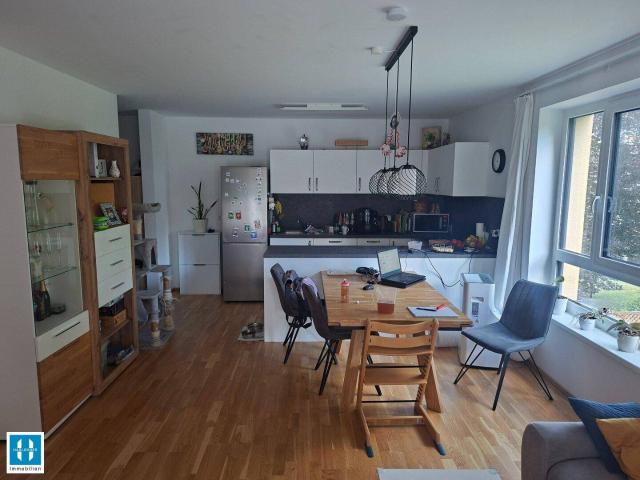 schöne, neuwertige 73,45m² Wohnung mit Kinderzimmer, Balkon und TG Parkplatz zu verkaufen Ried i.I