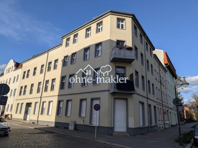 Schöne, sanierte 2 Zimmerwohnung im Erdgeschoss
