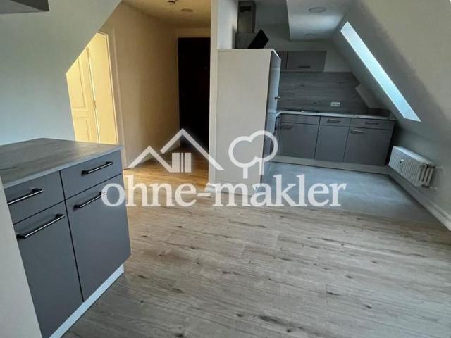 Schöne, sanierte DG Wohnung 95m² in zentraler Kurparklage