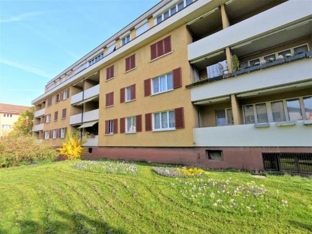 Schöne Singelwohung mit Balkon an guter Lage in Arbon