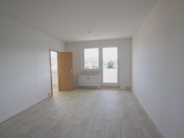 Schöne Singlewohnung mit Balkon und Aufzug | Zu den Wiesen 7 | 07552 Gera | Wohngenossenschaft Neuer Weg eG