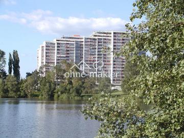 Schöne Penthouse ETW 16. Stock  Schwimmbad & Sauna