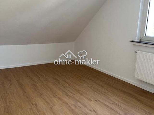 Schöne renovierte 2 Zimmer Wohnung in attraktiver Lage  Uninah