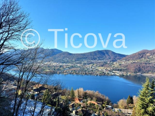 Schöne renovierte und panoramische Wohnung in Montagnola