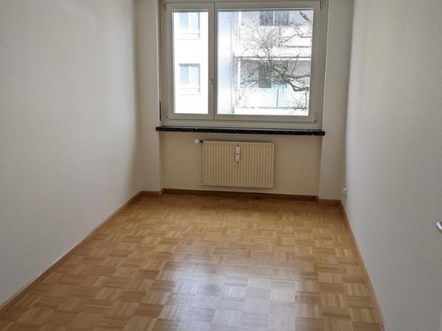 Schöne, ruhige 3,5 Zimmer Wohnung in Reinach