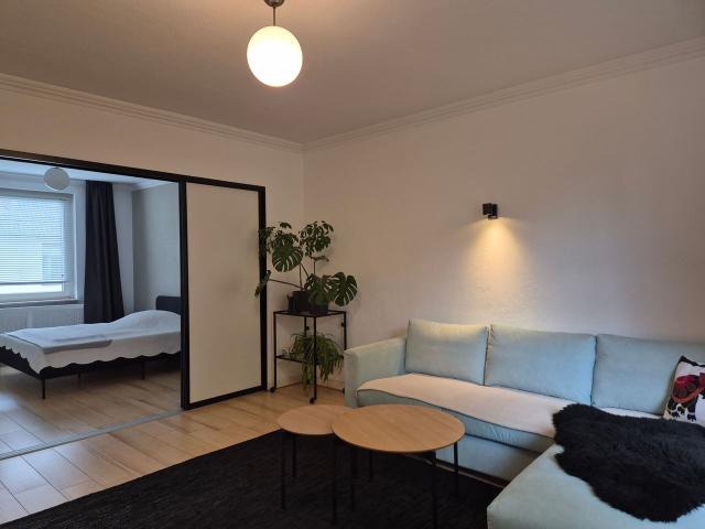 Schöne Wohnung – zentral und grün gelegen Bielefeld Amsterdam Apartments for Rent