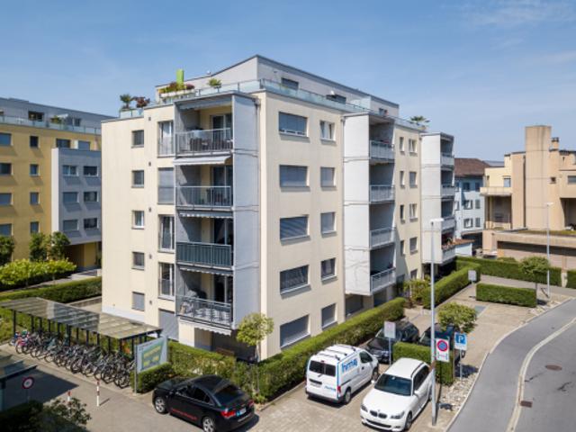 Schöne Wohnung an zentraler Lage in 8854 Siebnen