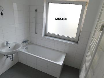 Schöne Wohnung für die kleine Familie ! Frisch modernisiertes Haus!