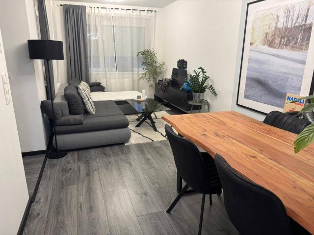 Schöne Wohnung für Singles oder Pärchen