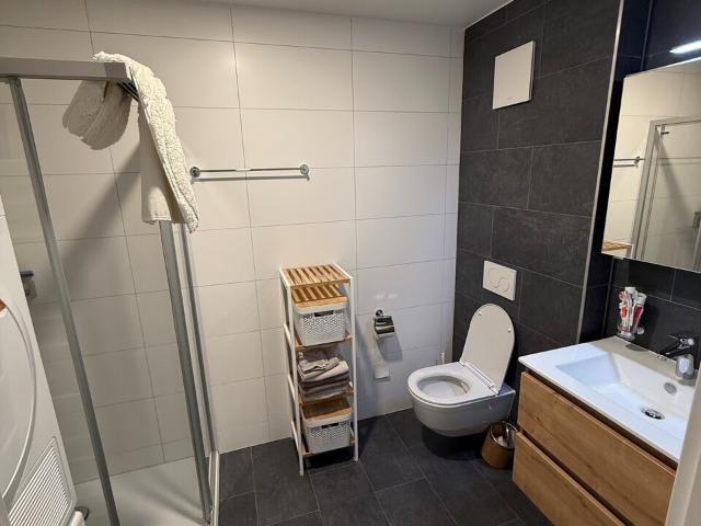 Schöne Wohnung in Farvagny, 2.5 Zimmer mit grosser Loggia