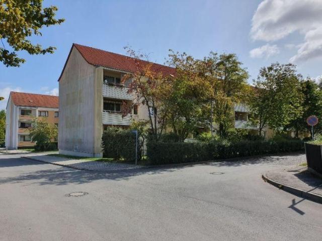 Schöne Wohnung in ruhiger Seitenstraße!