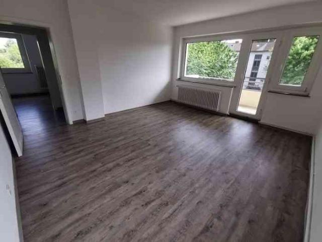 Schöne Wohnung: interessante 3 Zimmer Wohnung