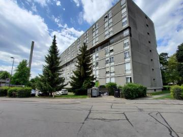 Schöne Wohnung mit Balkon an familienfreundlichem Quartier
