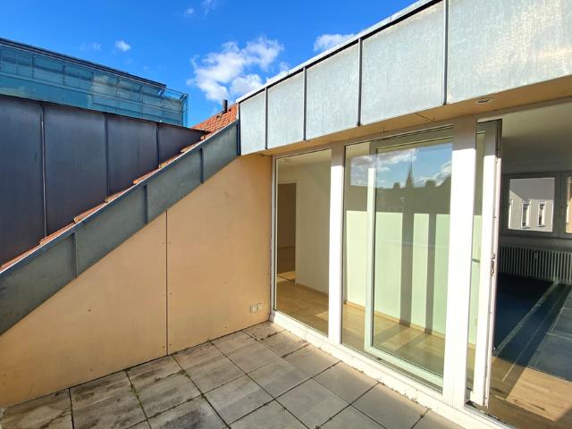 Schöne Wohnung mit Dachterrasse