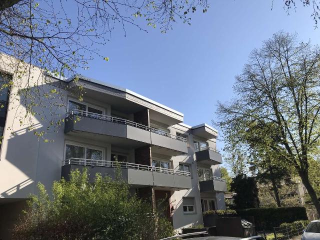 Schöne Wohnung mit Südbalkon in bester Lage, von privat