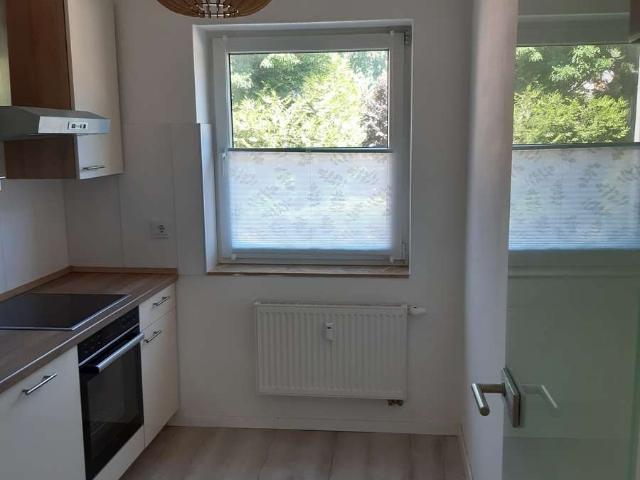 Schöne Wohnung mit Terrasse und Parkplatz