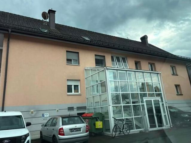 Schöne Wohnung mit Tiefgarage