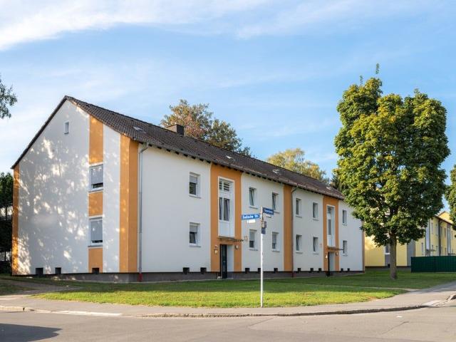 Schöne Wohnung sucht Mieter: ansprechende 2,5 Zimmer Wohnung