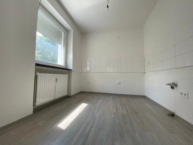 Schöne Wohnung sucht Mieter: Bezugsfertige 2 Zimmer Wohnung