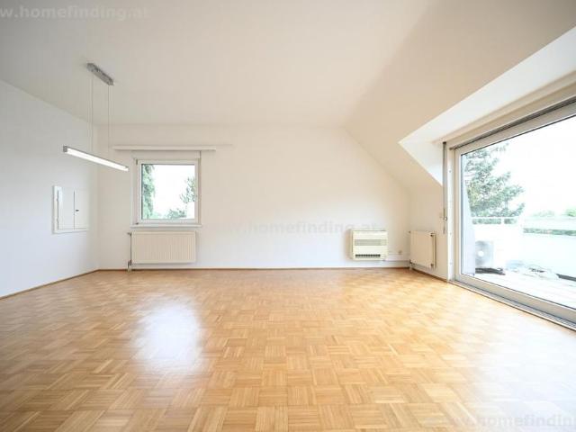 schöne Terrassenwohnung mit Indoor Pool + Garage