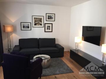 Schöne und moderne voll möblierte 2 Zimmer Wohnung mit Balkon in guter Lage von Frankfurt Ginnheim