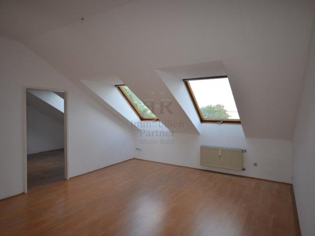 Tolle 2 Raumwohnung mit Einbauküche und Gartennutzung!