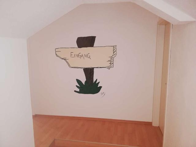 Schöne und gepflegte 3 Zimmer Dachgeschosswohnung in Soyen